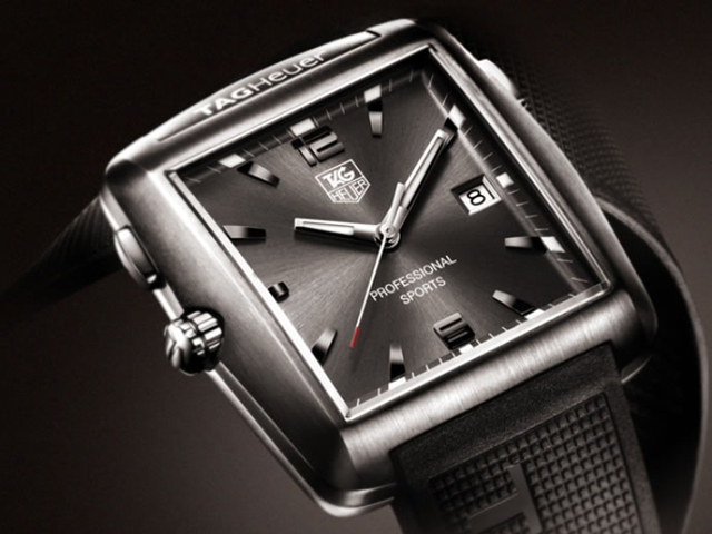 中古)TAG HEUER タグ・ホイヤー プロフェッショナル スポーツ ウォッチ  WAE1113.FT6004（商品ID：3717009364411）詳細ページ | 腕時計のGMT｜中古ブランド時計の販売買取も。ロレックス買取強化中